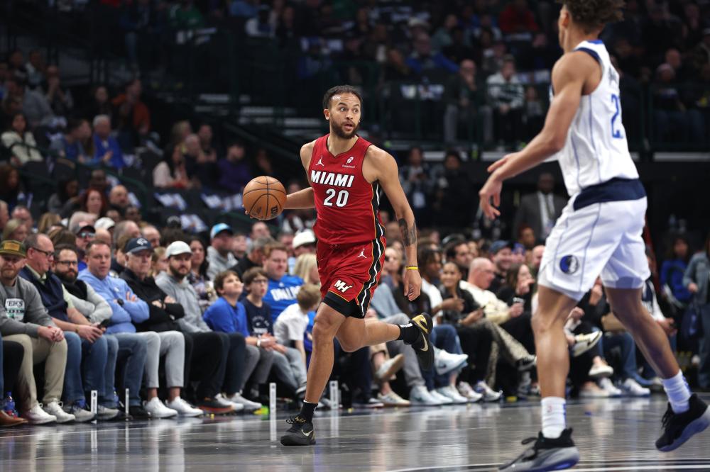 慎且强硬 慎且强硬