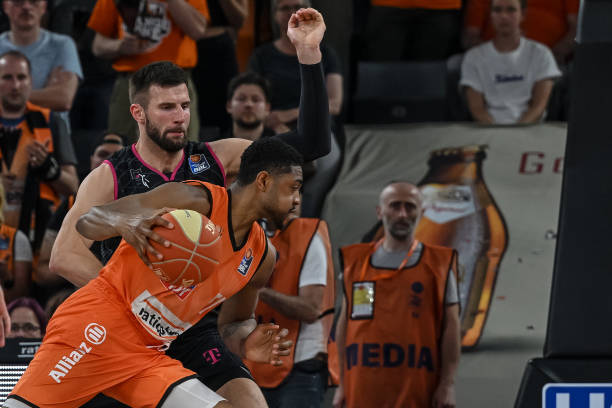 马拉松不仅 马拉松不仅